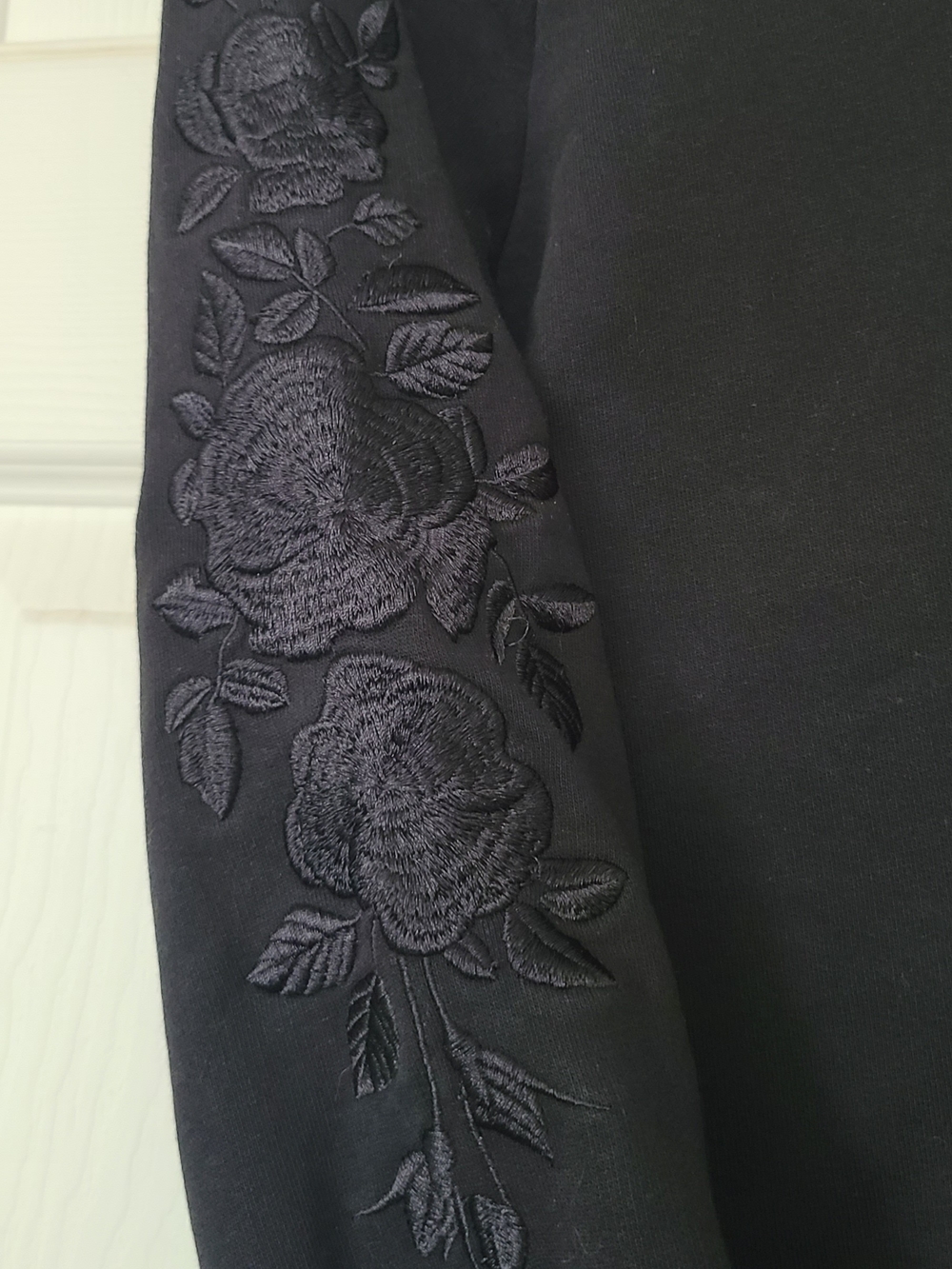 Women's Black Floral Embroidered Sleeves Sweatshirt